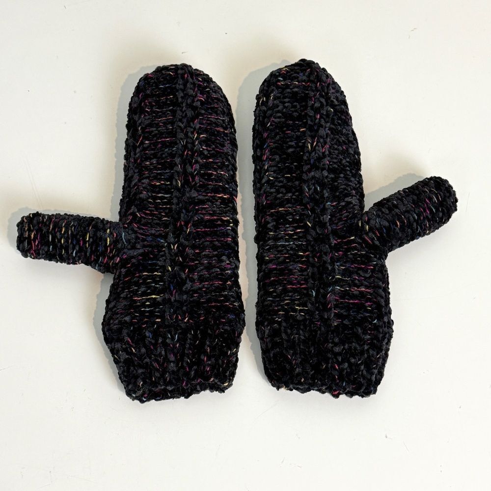 Black Rainbow Handmade Chenille Knit Mittens Fleece Lined OS